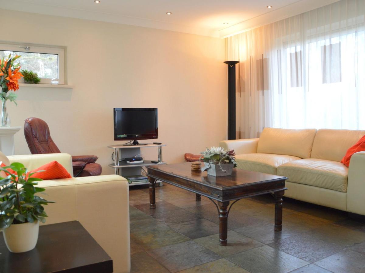 Stunning Villa In Venhorst With Sauna 외부 사진