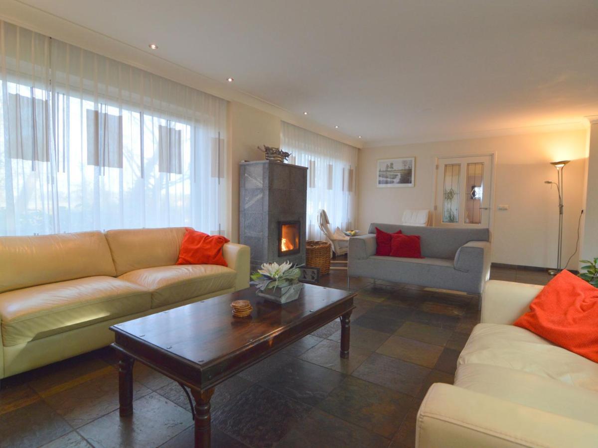 Stunning Villa In Venhorst With Sauna 외부 사진
